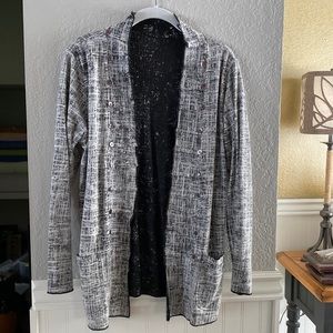 Ladies jacket reversible light gray one way and black the other way. Size L